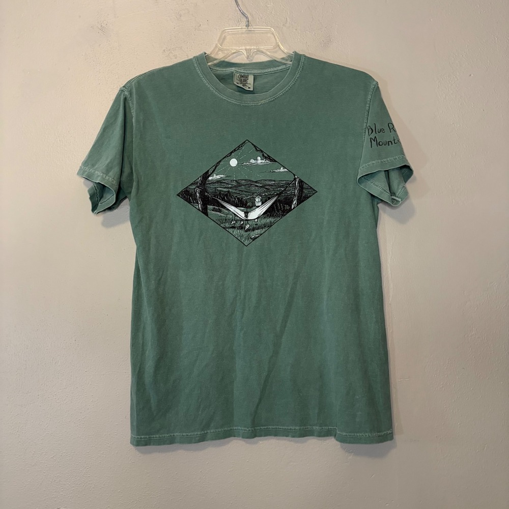 Comfort Colors Blue Ridge Mountains Hammock Graphic Tee Sage Green Medium